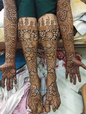 Ayesha Mehandi Artist- Price & Reviews | Kadapa Mehndi Artists